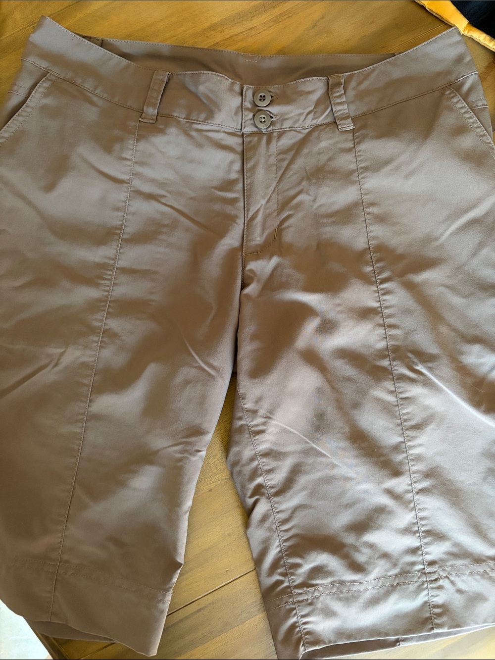 Patagonia Women’s Khaki Shorts in Light Brown